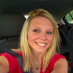 Meet your Posher, Asheley